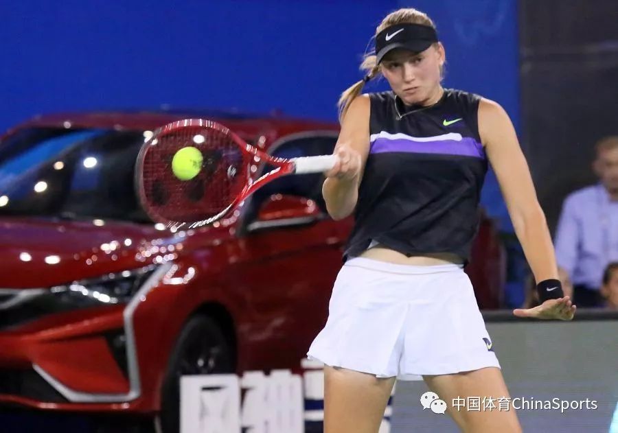 在同一晚进 在同一晚进